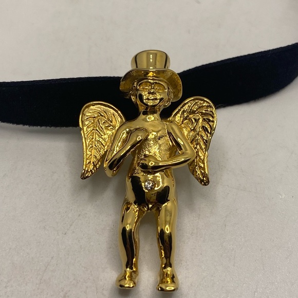 COPY - Vintage Guardian Angel Cherub Velvet Choker Necklace - Picture 6 of 8
